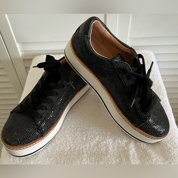 Chelsea & Violet Shoes - Black Sparkle "Chelsea and Violet" brand
Slip On Sneakers Size: 7.5